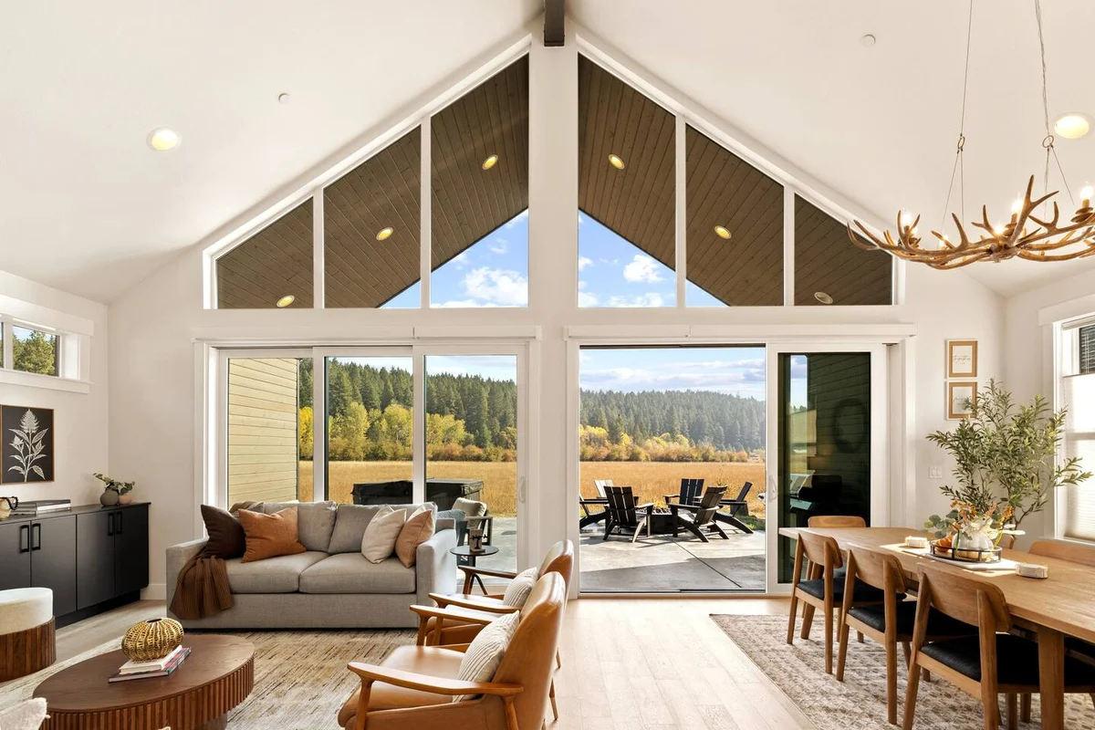 Suncadia Luxury Cabin with Hot Tub, Fire pit & EV #81