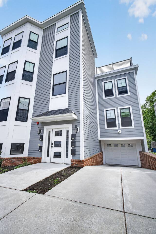 East Boston Penthouse with Views property photo 5