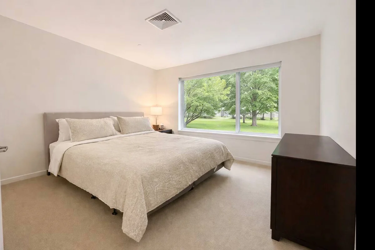 Home in Cambridge property photo 5