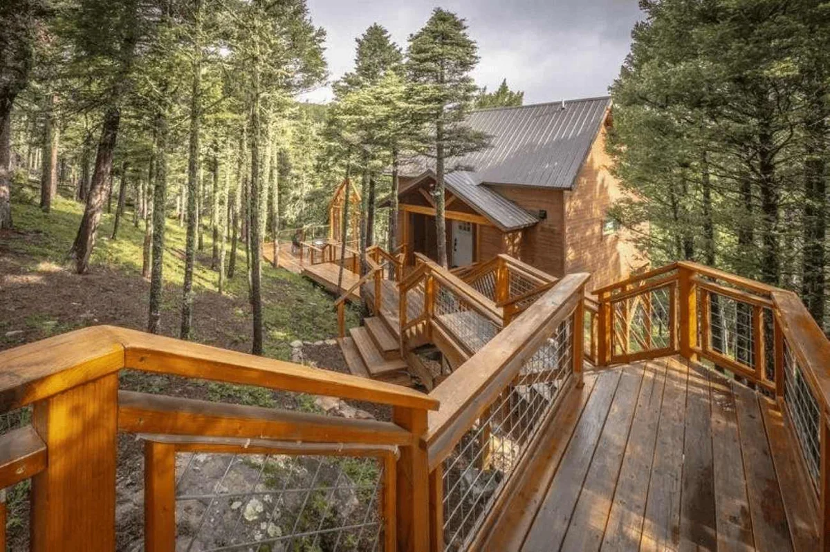 RidgeWalk Treehouse property photo 2