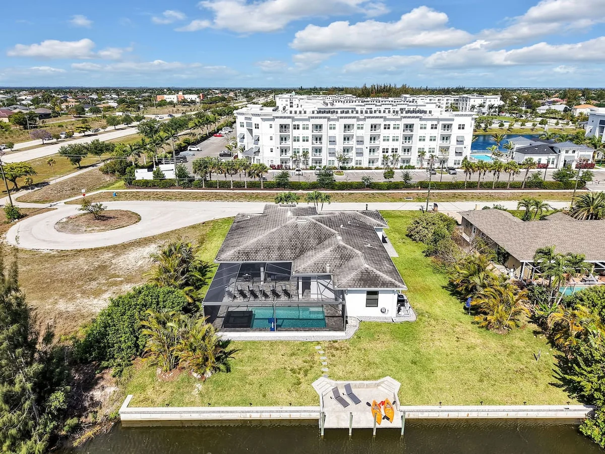 Affordable Luxury - Pool, Hot Tub, Bikes & Kayaks #3