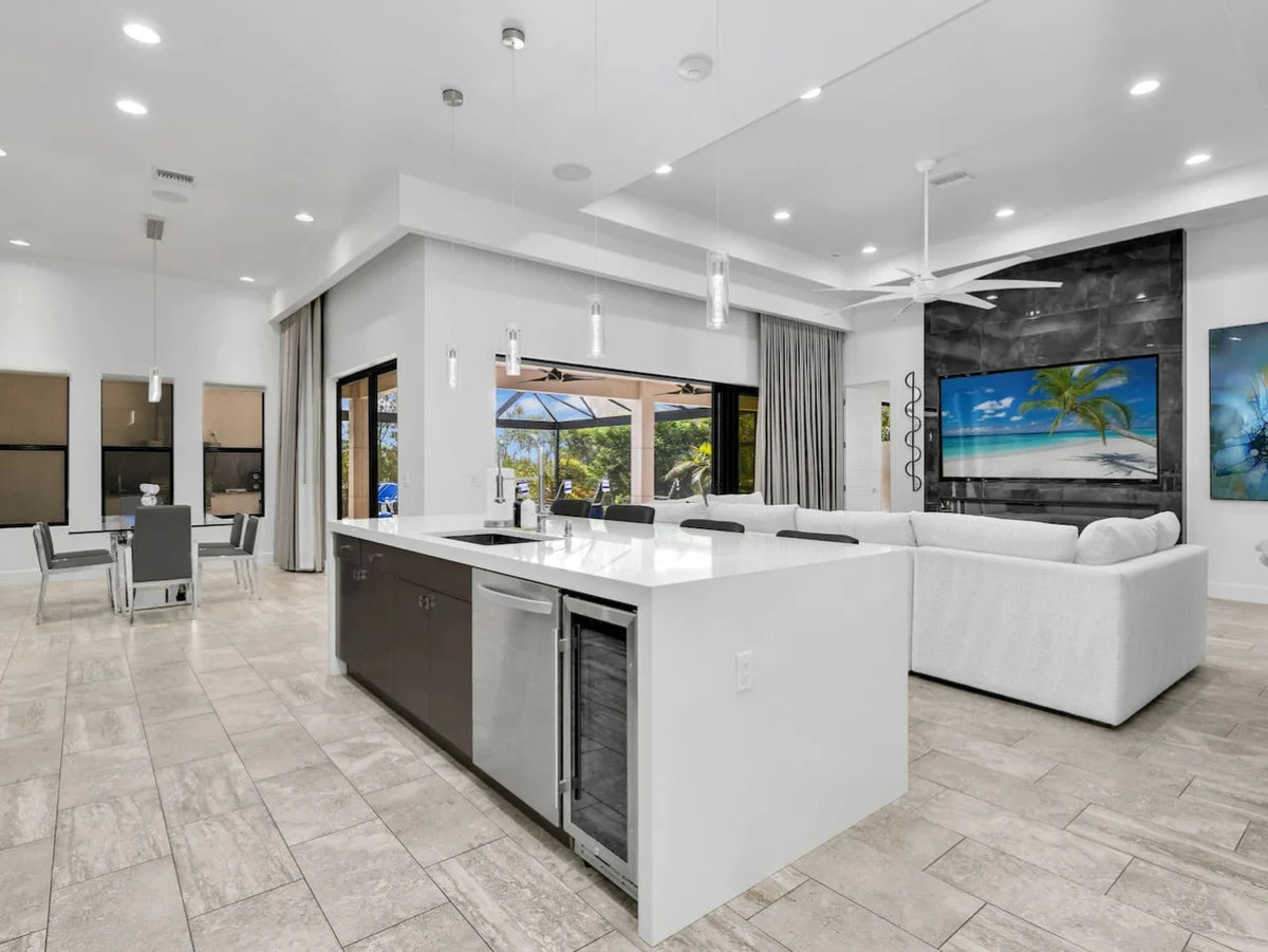 Affordable Luxury - Pool, Hot Tub, Bikes & Kayaks #5