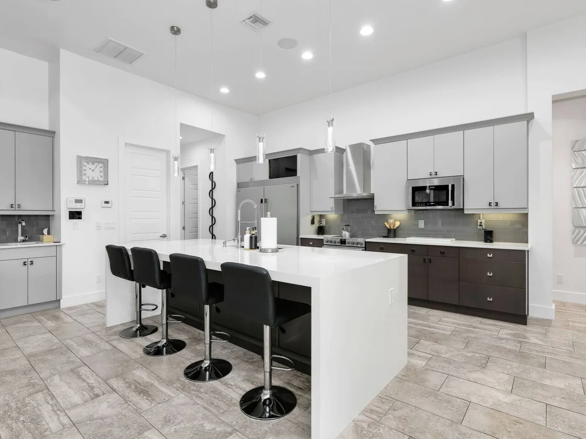 Affordable Luxury - Pool, Hot Tub, Bikes & Kayaks #40