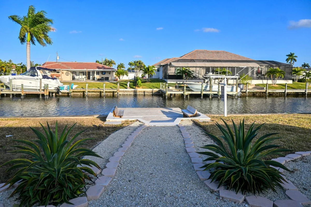 Dockside Getaway - Gulf Access & Putting Green #15
