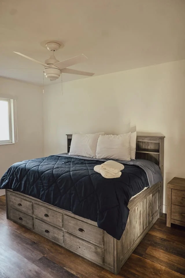 Bedroom 3 image 1