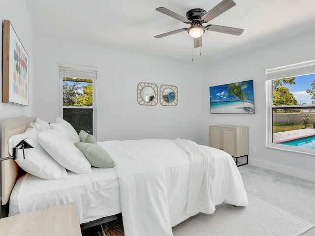 Bedroom 3 image 1