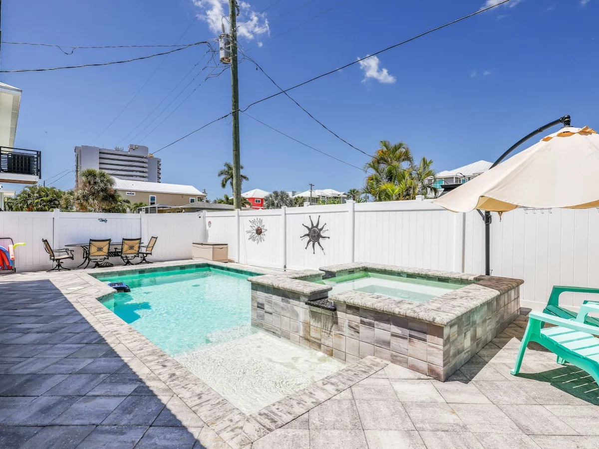 Pearl Beach House - Walk to FMB, Pool & Hot Tub! #27