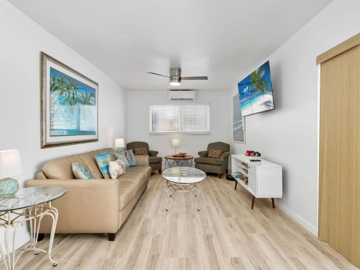 Pearl Beach House - Walk to FMB, Pool & Hot Tub! #6