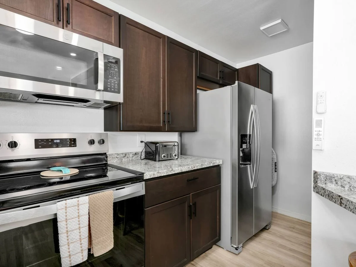 Pearl Beach House - Walk to FMB, Pool & Hot Tub! #22