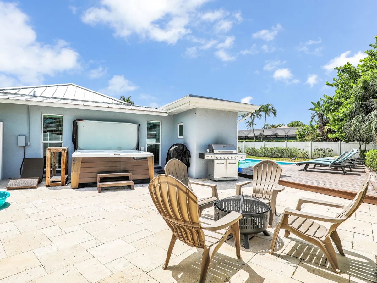 Retreat by the Beach with Pool, Spa & Fire Pit #12