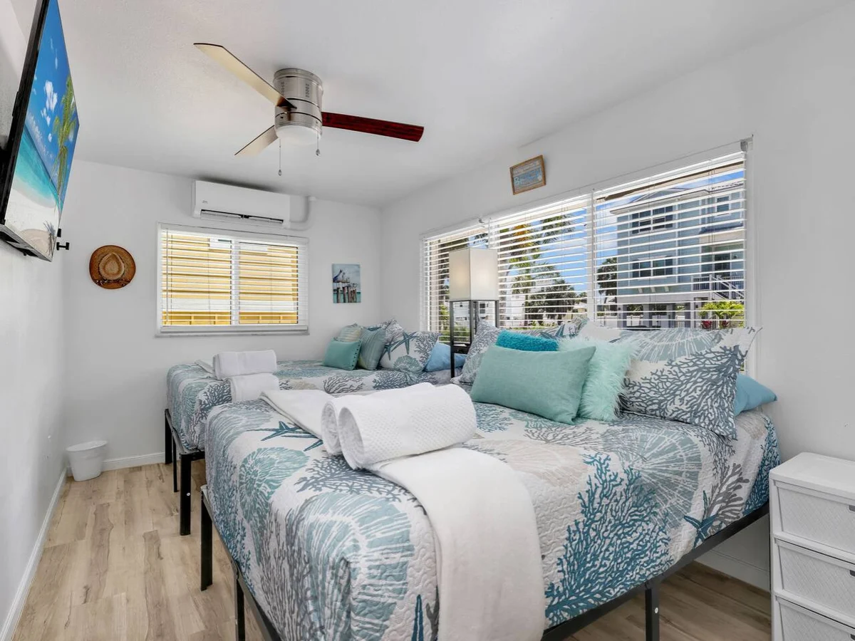 Pearl Beach House - Walk to FMB, Pool & Hot Tub! #21
