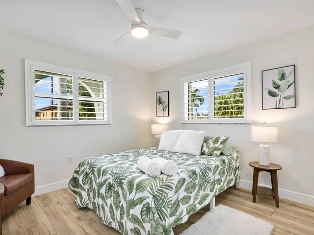 Bedroom 1 image 1