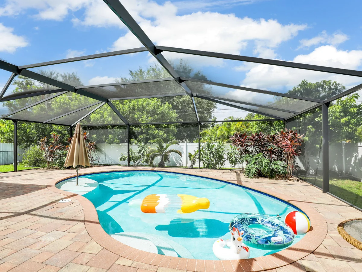 Splash of Paradise - Pool & Fenced Yard! #29