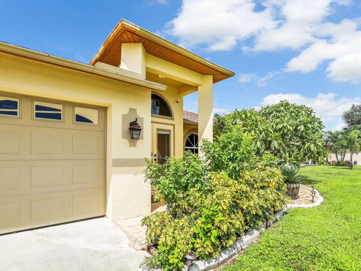 Splash of Paradise - Pool & Fenced Yard! #27