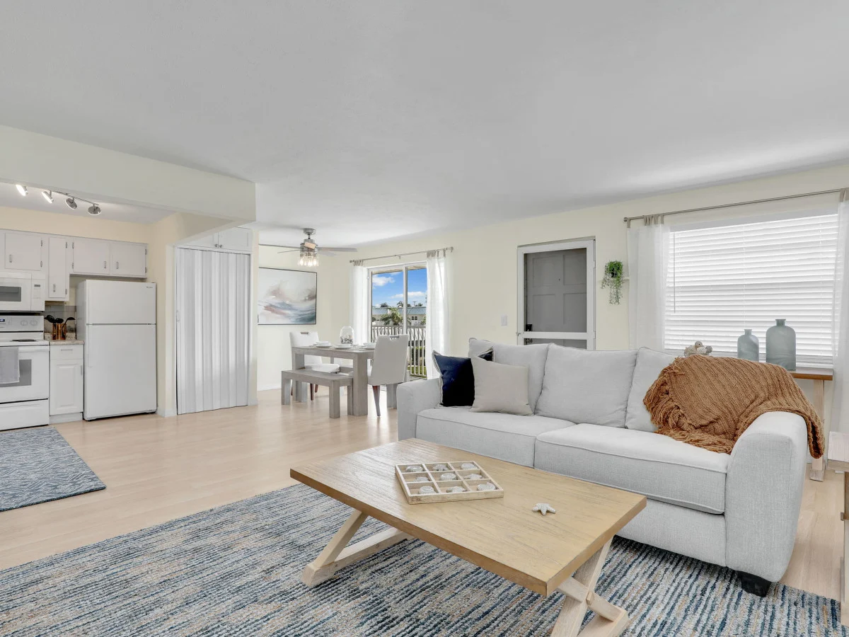 The Sunshine Suite - Pool, Hot Tub, Shuffleboard #4