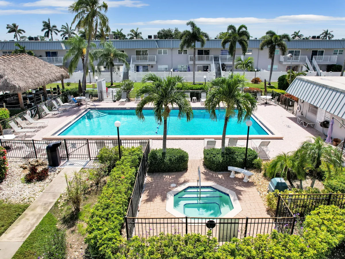 The Sunshine Suite - Pool, Hot Tub, Shuffleboard #29