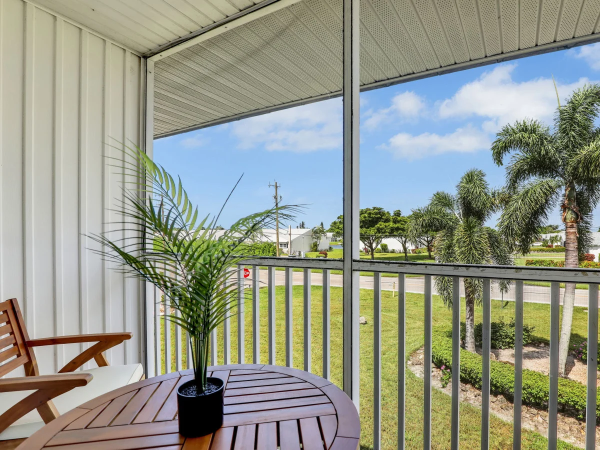 The Sunshine Suite - Pool, Hot Tub, Shuffleboard #5