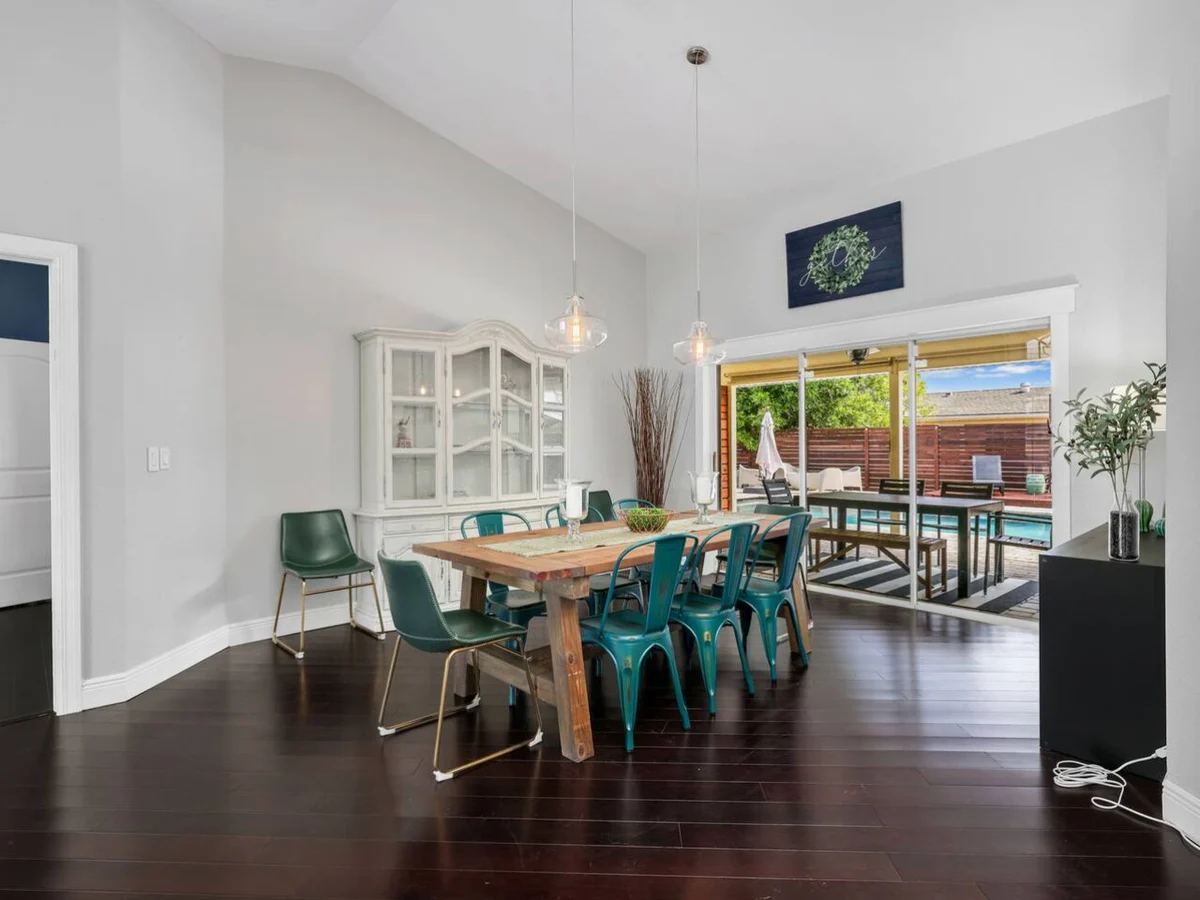 Tropical Haven- Heated Pool, Fire Pit, Fenced Yard #36