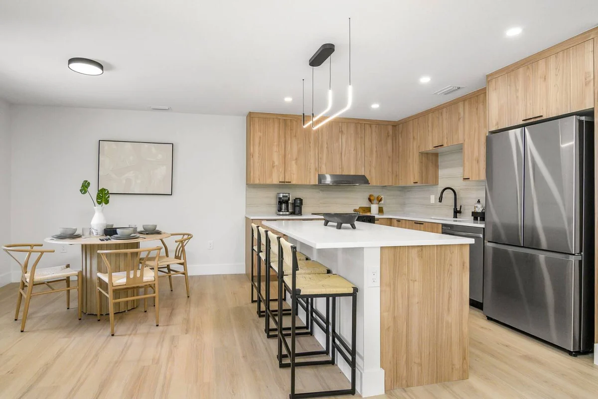 Villa Driftwood by Downtown & Beach #8