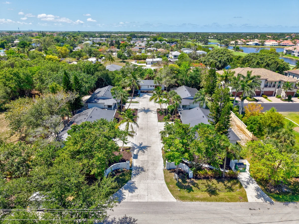 Villa Driftwood by Downtown & Beach #32
