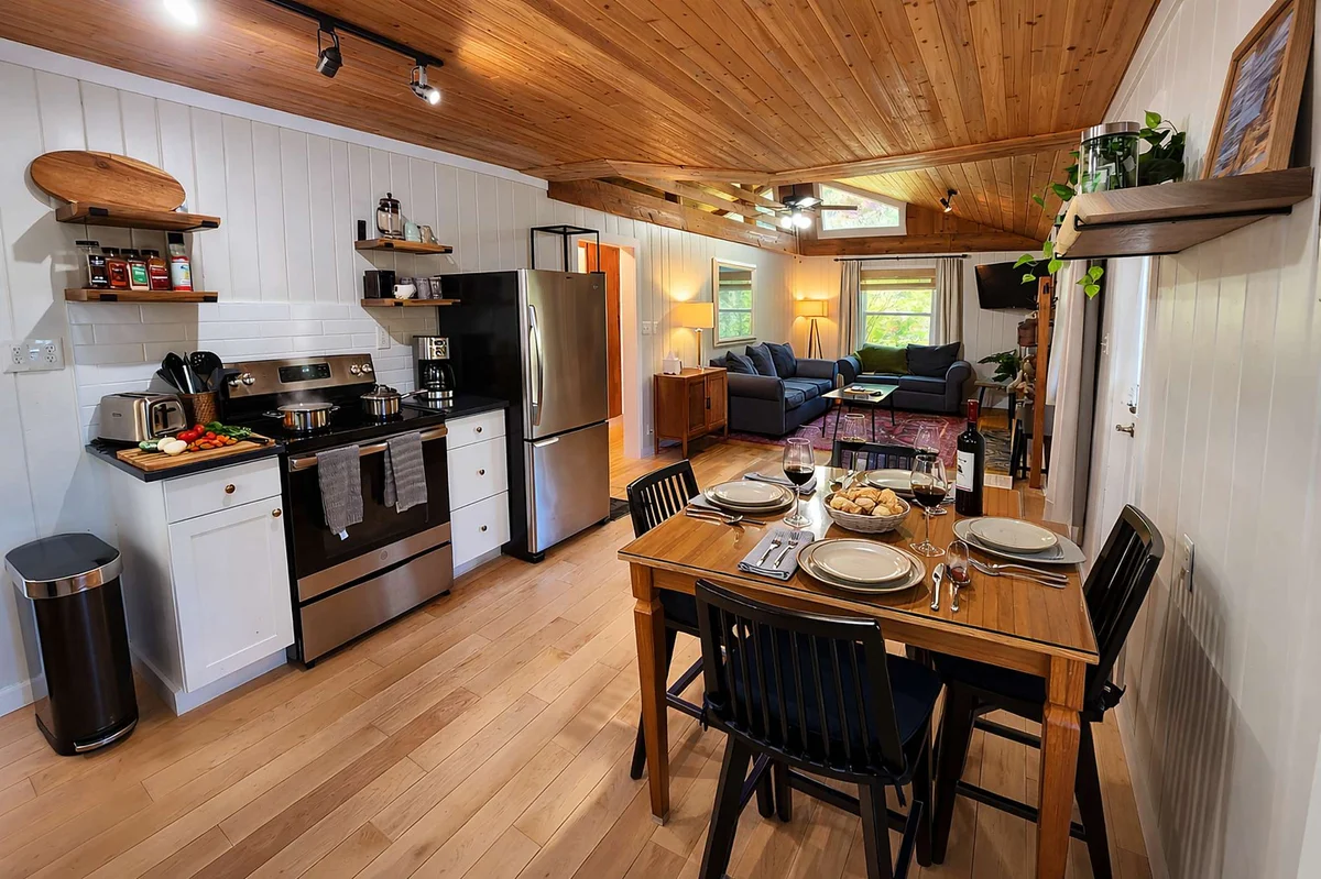 Exclusive 2 Chalet Stay|HotTub|Fireplace|Beachside #3
