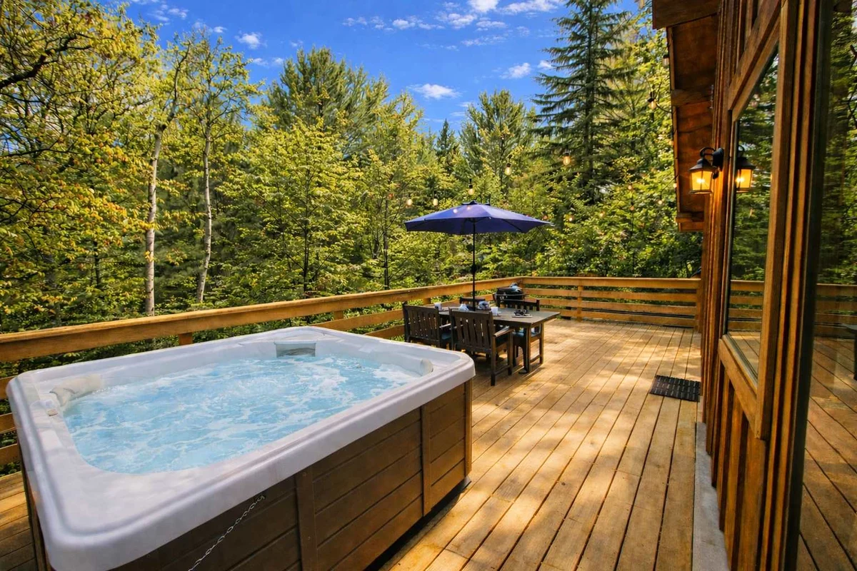 WalkToBeach HotTub Fireplace Authentically North #8