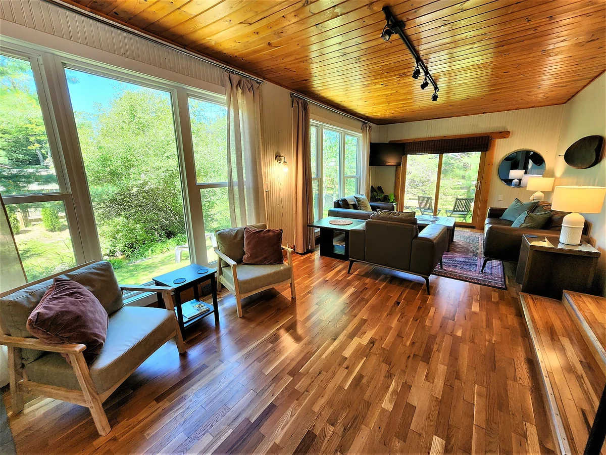 3-CottageExclusiveRetreat HotTubs Walk to Beach #60