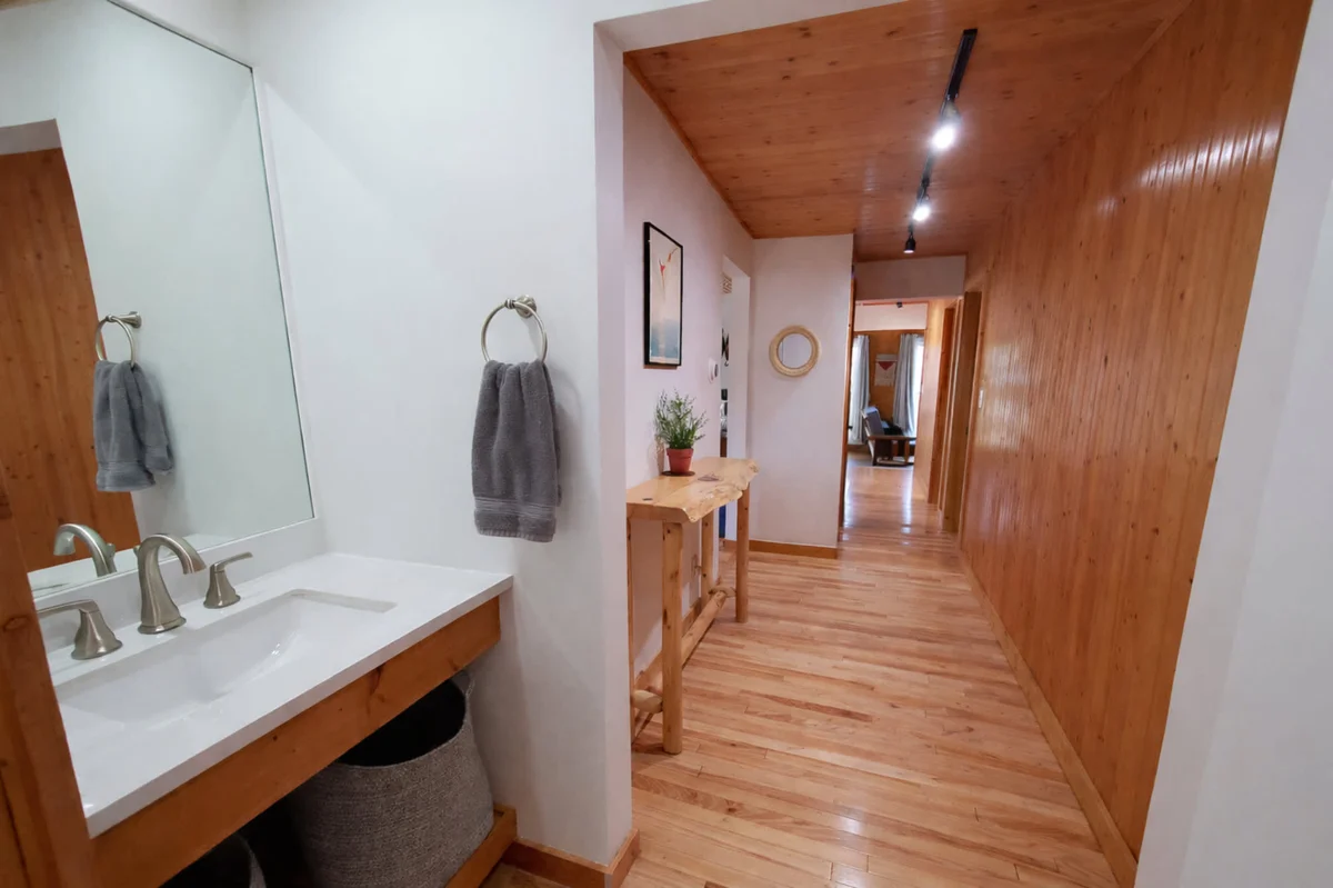 3-CottageExclusiveRetreat HotTubs Walk to Beach #32