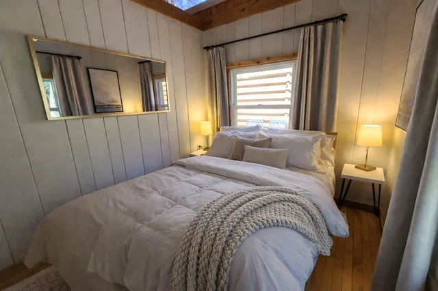 Bedroom 1 image 1