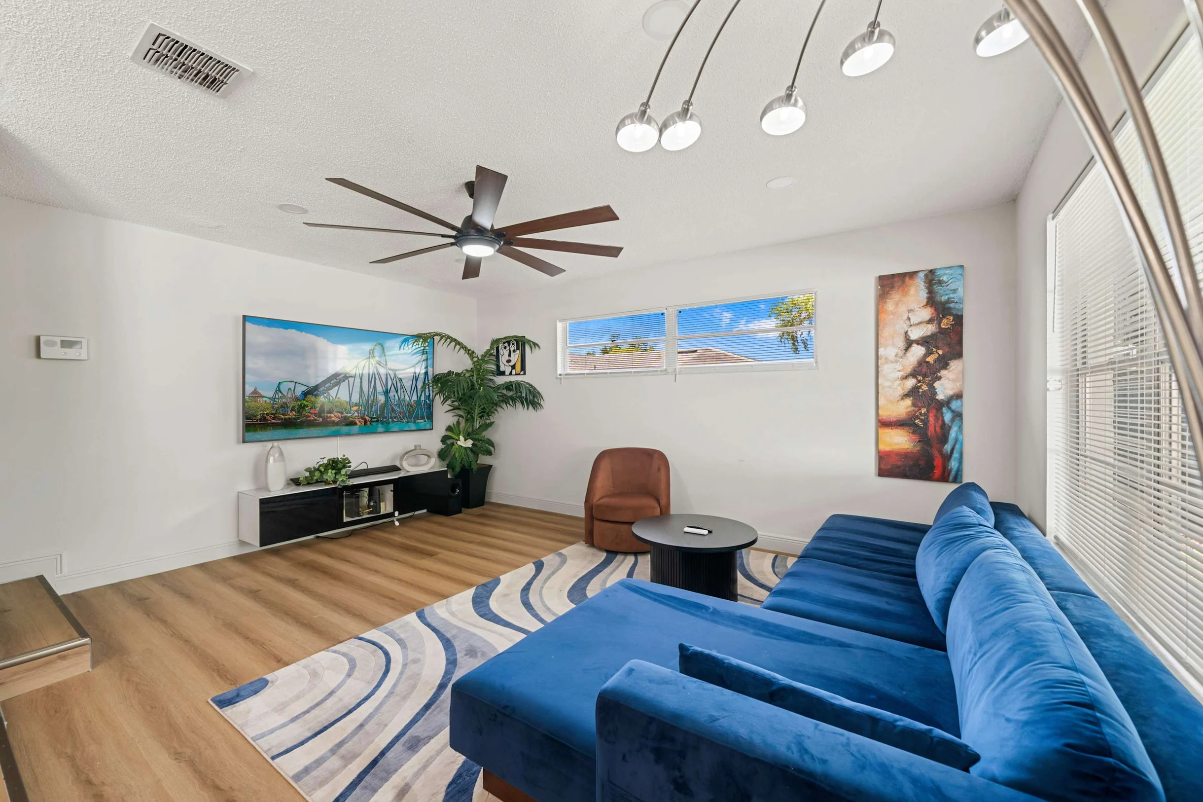 1812 Firwood #13