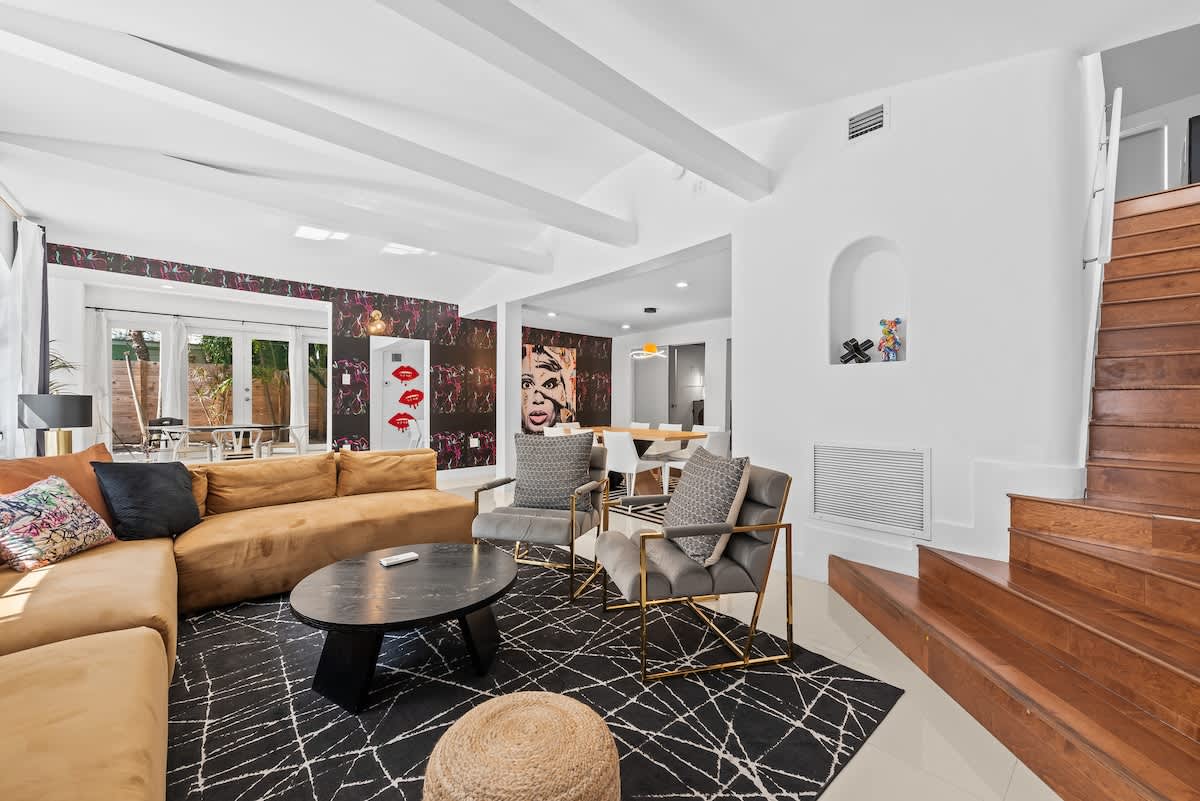Home in Fort Lauderdale property photo 2