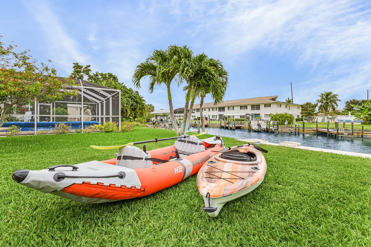 Home in Cape Coral property photo 2