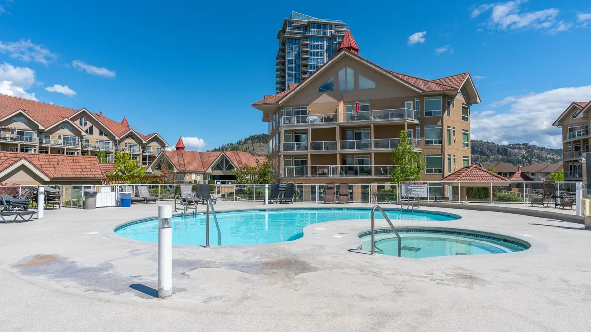 Home in Kelowna property photo 3
