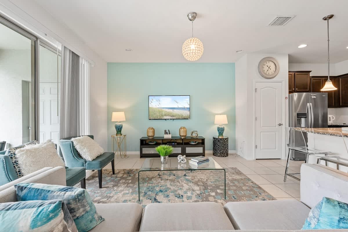Home in Kissimmee property photo 4