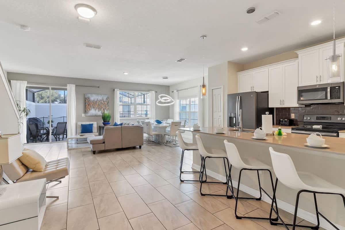 Home in Kissimmee property photo 4