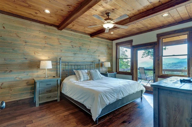 Bedroom 1 image 1