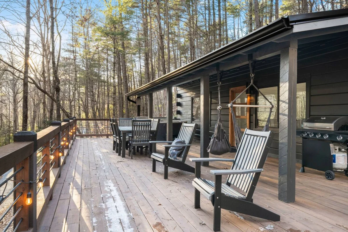 Home in Cherry Log property photo 4