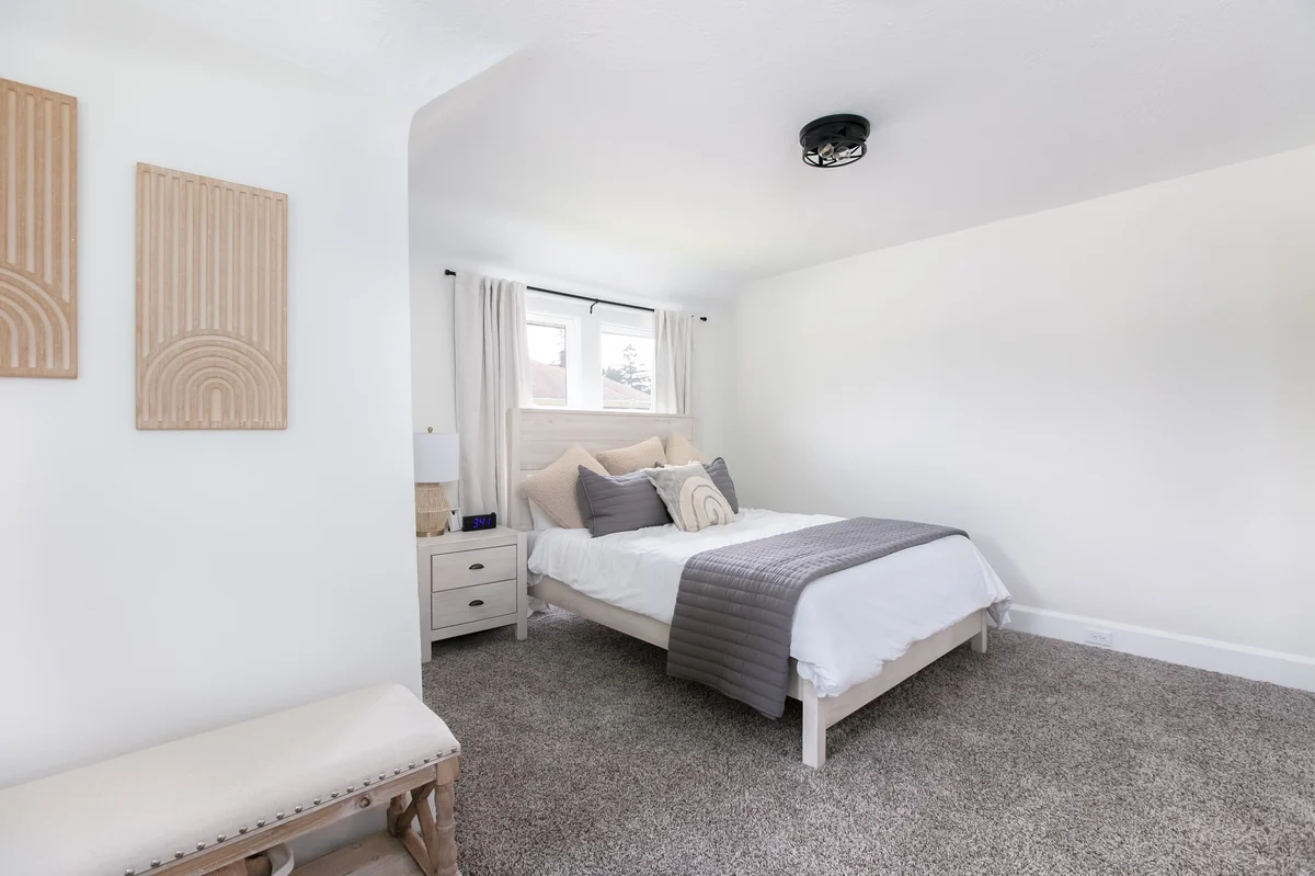 Bedroom 4 image 1
