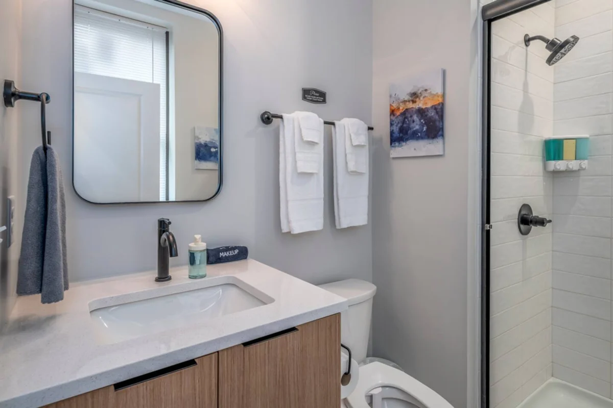 Apartment in Cincinnati property photo 5