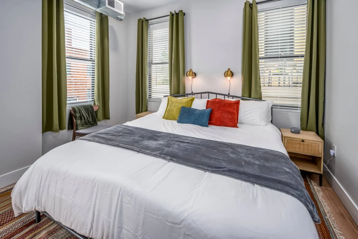 Bedroom image 1