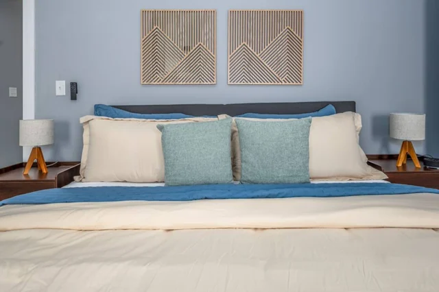 BEDROOM image 1