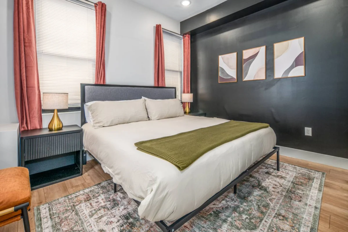 Bedroom image 1