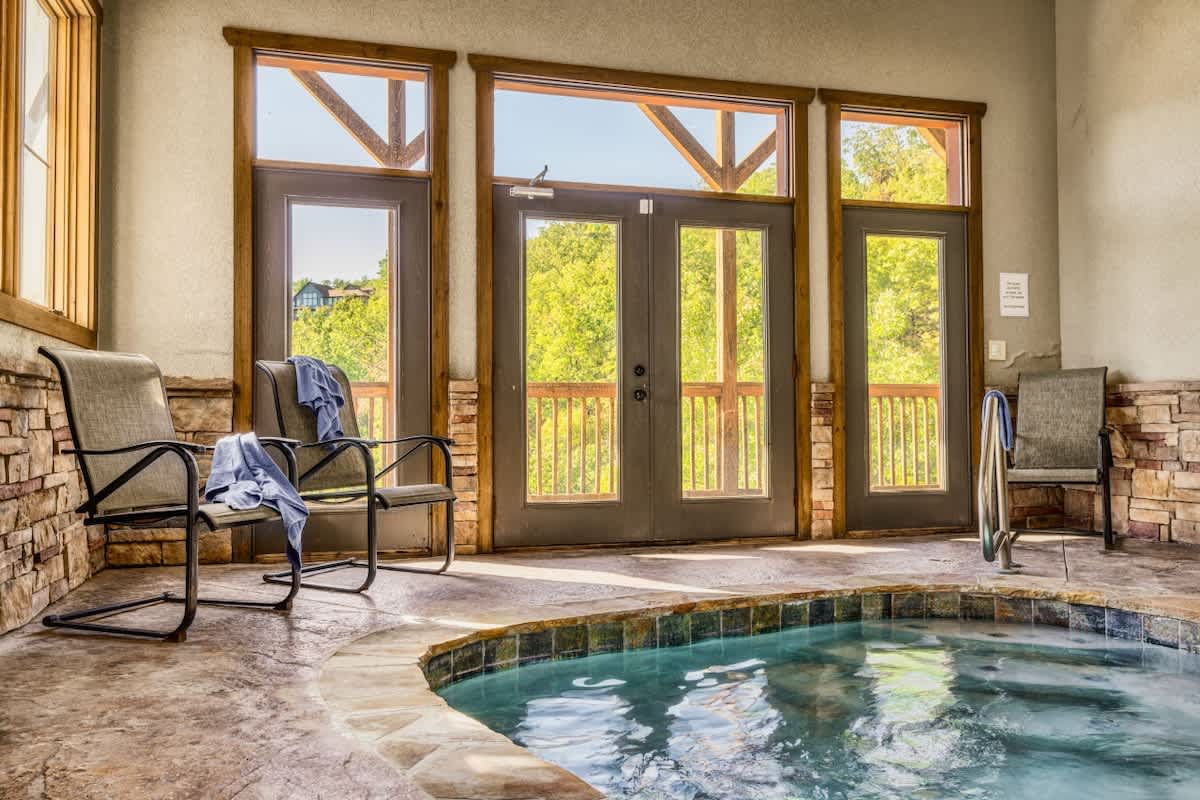 Indoor Pool Cabin w/ Putt Putt & Mountain View #7
