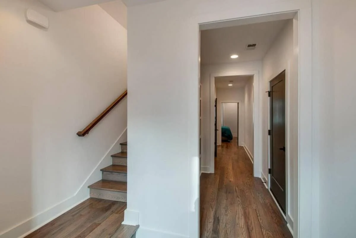 Gulch Walkable 3BR w/ Roof Deck & Skyline View #9