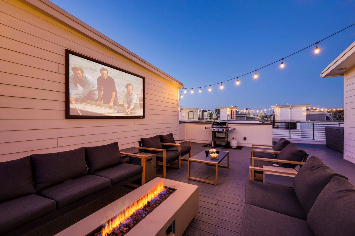 Gulch Walkable 3BR w/ Roof Deck & Skyline View #3