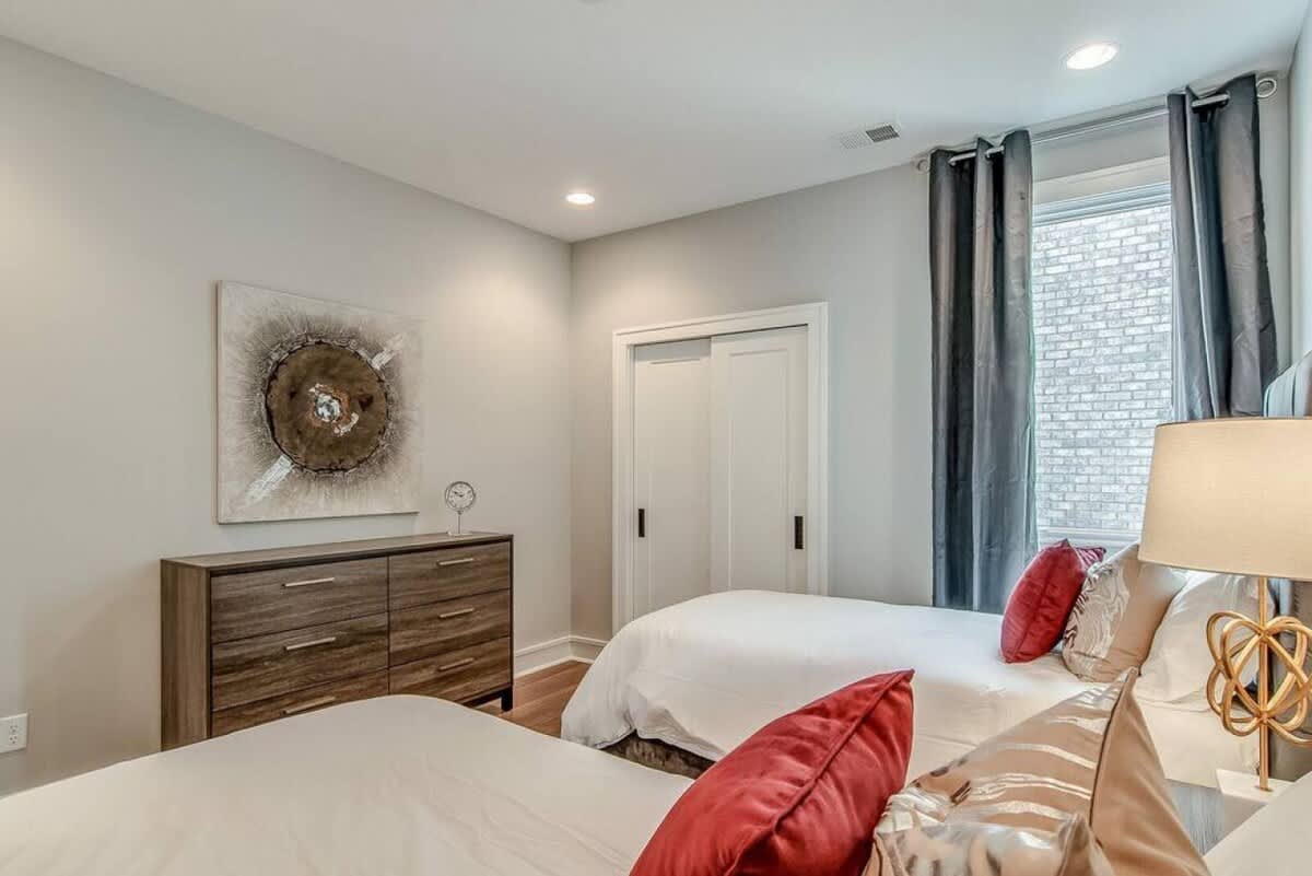 7BR Downtown Gulch Retreat – Sleeps 22 #2