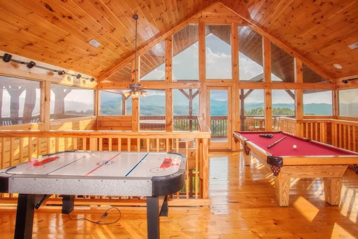 Property in Pigeon Forge property photo 2