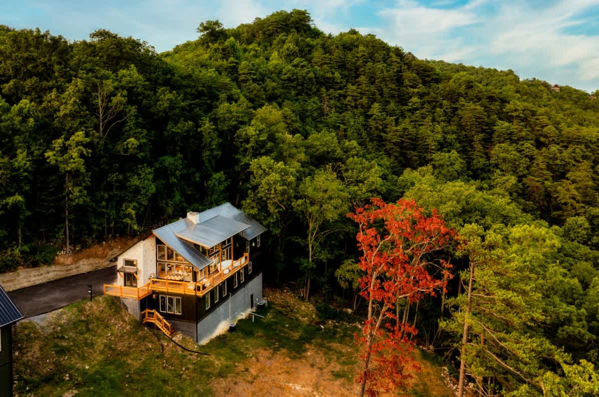 2 Luxe Homes - 2 Heated Pools & Hot Tubs - Slps 28 #26