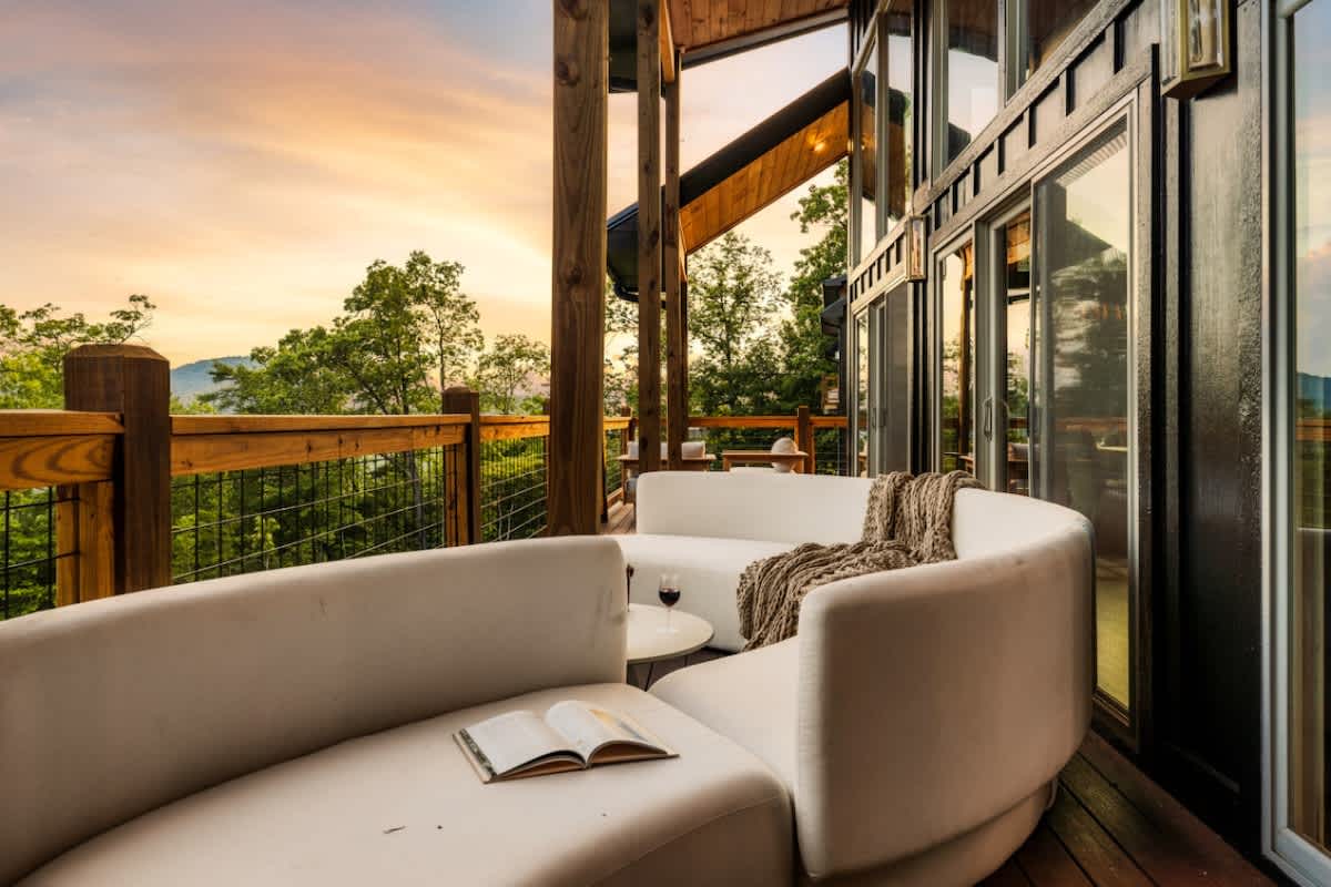 2 Luxe Homes - 2 Heated Pools & Hot Tubs - Slps 28 #183