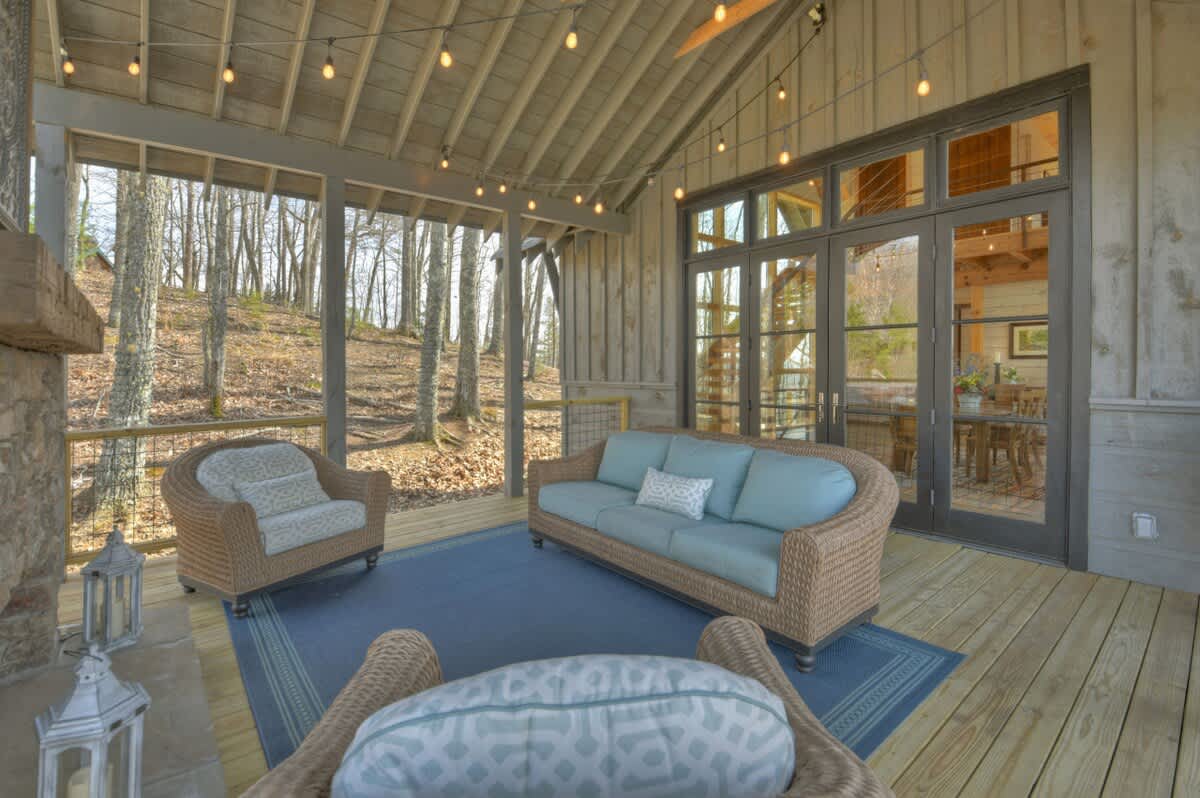 Luxury 5BR Cabin | Hot Tub & Mtn Views | Secluded #50